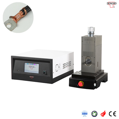 Thiết bị hàn kim loại siêu âm 800W cho vấu đồng kim loại để bện