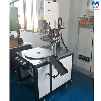 Máy hàn quay siêu âm 6 trạm để hàn vật liệu nhựa